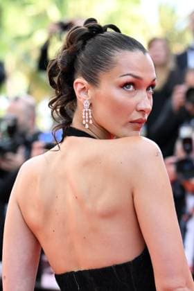 77eme Festival International du Film de Cannes Marche du film LAmour Fou Festival de Cannes 2024 77e Ã dition montee Lamour Ouf Bella Hadid 305439 2024 05 23  Copyright: xLionelxGuericolas MPPx STAR_305439_286