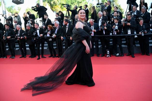 77eme Festival International du Film de Cannes Marche du film LAmour Fou Festival de Cannes 2024 77e Ã dition montee Lamour Ouf Lily Gladstone 305439 2024 05 23  Copyright: xLionelxGuericolas MPPx STAR_305439_317