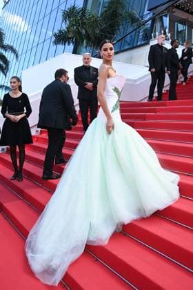 Cannes L Amour Ouf Premiere A guest attending the L Amour Ouf Premiere as part of the 77th Cannes International Film Festival in Cannes, France on May 23, 2024. Photo by Aurore Marechal ABACAPRESS.COM Cannes France  Copyright: xMarechalxAurore ABACAx