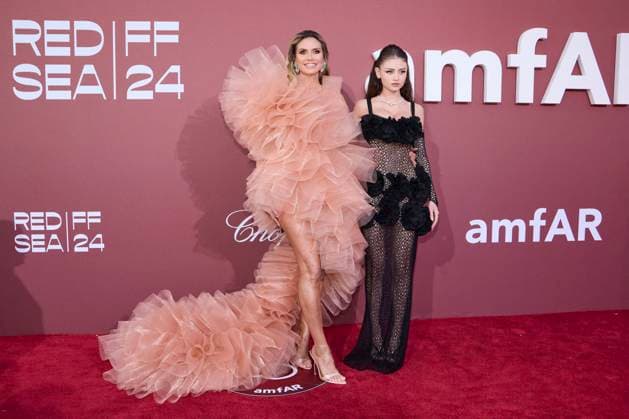 Photocall of the l?amfAR 2024 gala at l?HÃ tel du Cap Eden Roc, during the 77th Cannes International Film Festival Heidi Klum and her daughter Leni Photocall of the l?amfAR 2024 gala at l?HÃ tel du Cap Eden Roc, Antibes, during the 77th Cannes International Film Festival On May 23th 2024 in Cap d Antibes, France Moreau Jacovides Bestimage Celebs attending amfAR Gala Cannes 2024 at Hotel du Cap Eden Roc, during the 77th Cannes International Film Festival On May 23th 2024 in Cap d Antibes, France Cap d Antibes France  Copyright: xJACOVIDES-MOREAUx xBESTIMAGExJACOVIDES-MOREAUx xBESTIMAGEx