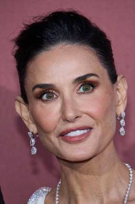Photocall of the l?amfAR 2024 gala at l?HÃ tel du Cap Eden Roc, during the 77th Cannes International Film Festival Demi Moore Photocall of the l?amfAR 2024 gala at l?HÃ tel du Cap Eden Roc, Antibes, during the 77th Cannes International Film Festival On May 23th 2024 in Cap d Antibes, France Moreau Jacovides Bestimage Celebs attending amfAR Gala Cannes 2024 at Hotel du Cap Eden Roc, during the 77th Cannes International Film Festival On May 23th 2024 in Cap d Antibes, France Cap d Antibes France  Copyright: xJACOVIDES-MOREAUx xBESTIMAGExJACOVIDES-MOREAUx xBESTIMAGEx