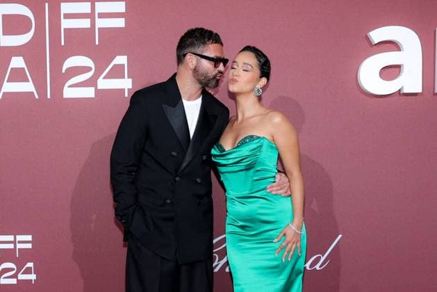 Photocall of the l?amfAR 2024 gala at l?HÃ tel du Cap Eden Roc, during the 77th Cannes International Film Festival Alexandre Mattiussi and Lena Mahfouf Photocall of the l?amfAR 2024 gala at l?HÃ tel du Cap Eden Roc, Antibes, during the 77th Cannes International Film Festival On May 23th 2024 in Cap d Antibes, France Moreau Jacovides Bestimage Celebs attending amfAR Gala Cannes 2024 at Hotel du Cap Eden Roc, during the 77th Cannes International Film Festival On May 23th 2024 in Cap d Antibes, France Cap d Antibes France  Copyright: xJACOVIDES-MOREAUx xBESTIMAGExJACOVIDES-MOREAUx xBESTIMAGEx
