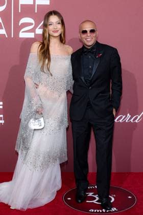Photocall of the l?amfAR 2024 Gala at l?HÃ tel du Cap Eden Roc, during the 77th Cannes International Film Festival Kornelia Ski and Richie Akiva Photocall of the l?amfAR 2024 Gala at l?HÃ tel du Cap Eden Roc, Antibes, during the 77th Cannes International Film Festival On May 23th 2024 in Cap d Antibes, France Moreau Jacovides Bestimage Celebs attending amfAR Gala Cannes 2024 at Hotel du Cap Eden Roc, during the 77th Cannes International Film Festival On May 23th 2024 in Cap d Antibes, France Cap d Antibes France  Copyright: xJACOVIDES-MOREAUx xBESTIMAGExJACOVIDES-MOREAUx xBESTIMAGEx