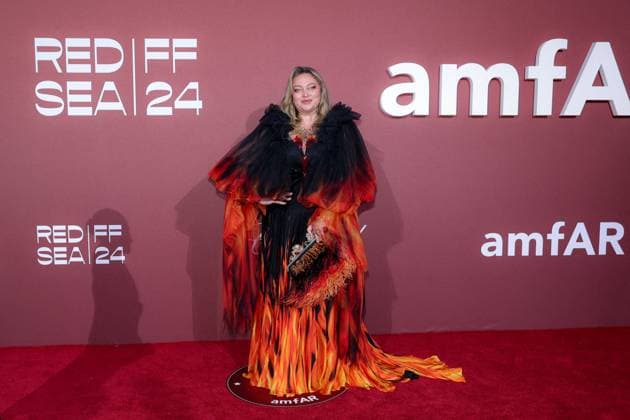 Photocall of the l?amfAR 2024 gala at l?HÃ tel du Cap Eden Roc, during the 77th Cannes International Film Festival Oksana Girko Photocall of the l?amfAR 2024 gala at l?HÃ tel du Cap Eden Roc, Antibes, during the 77th Cannes International Film Festival On May 23th 2024 in Cap d Antibes, France Moreau Jacovides Bestimage Celebs attending amfAR Gala Cannes 2024 at Hotel du Cap Eden Roc, during the 77th Cannes International Film Festival On May 23th 2024 in Cap d Antibes, France Cap d Antibes France  Copyright: xJACOVIDES-MOREAUx xBESTIMAGExJACOVIDES-MOREAUx xBESTIMAGEx