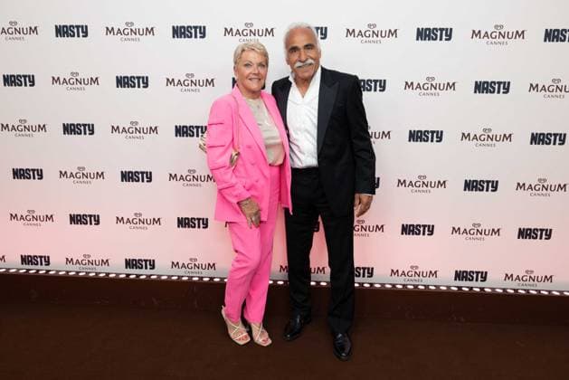 magnum day7 photocall Mansour Bahrami, Frederique Bahrami Nasty beach party during the 77th Cannes International Film Festival on May 23, 2024 Cannes France Jeremy Melloul Magnum Cannes via Bestimage Magnum Beach Nasty party during the 77th Cannes International Film Festival on May 23, 2024 Cannes France  Copyright: xJeremyxMelloulx xMagnumxCannesxviaxBestimagexJeremyxMelloulx xMagnumxCannesxviaxBestimagex