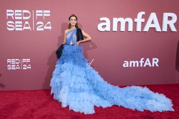 Photocall of the l?amfAR 2024 gala at l?HÃ tel du Cap Eden Roc, during the 77th Cannes International Film Festival Guest Photocall of the l?amfAR 2024 gala at l?HÃ tel du Cap Eden Roc, Antibes, during the 77th Cannes International Film Festival On May 23th 2024 in Cap d Antibes, France Moreau Jacovides Bestimage Celebs attending amfAR Gala Cannes 2024 at Hotel du Cap Eden Roc, during the 77th Cannes International Film Festival On May 23th 2024 in Cap d Antibes, France Cap d Antibes France  Copyright: xJACOVIDES-MOREAUx xBESTIMAGExJACOVIDES-MOREAUx xBESTIMAGEx