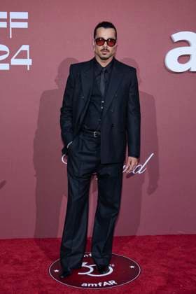 Photocall of the l?amfAR 2024 gala at l?HÃ tel du Cap Eden Roc, during the 77th Cannes International Film Festival Guest Photocall of the l?amfAR 2024 gala at l?HÃ tel du Cap Eden Roc, Antibes, during the 77th Cannes International Film Festival On May 23th 2024 in Cap d Antibes, France Moreau Jacovides Bestimage Celebs attending amfAR Gala Cannes 2024 at Hotel du Cap Eden Roc, during the 77th Cannes International Film Festival On May 23th 2024 in Cap d Antibes, France Cap d Antibes France  Copyright: xJACOVIDES-MOREAUx xBESTIMAGExJACOVIDES-MOREAUx xBESTIMAGEx