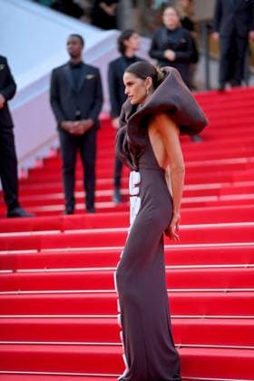 Cannes - L?Amour Ouf Screening Izabel Goulart attends the L Amour Ouf (Beating Hearts) screening at the 77th annual Cannes Film Festival at Palais des Festivals on May 23, 2024 in Cannes, France. Photo by Franck Castel ABACAPRESS.COM Cannes France  Copyright: xCastelxFranck ABACAx