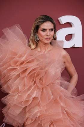 Cannes - amfAR Gala Heidi Klum attends the amfAR Cannes Gala 30th edition presented by Chopard and Red Sea International Film Festival at Hotel du Cap-Eden-Roc on May 23, 2024 in Cap d Antibes, France. Photo by Marco Piovanotto ABACAPRESS.COM Cap d Antibes France  Copyright: xPiovanottoxMarco ABACAx