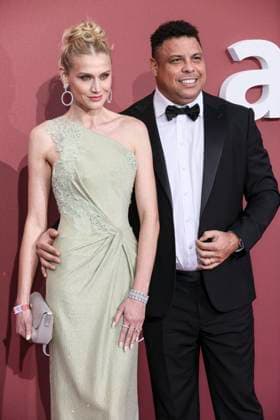 Cannes - amfAR Gala Celina Locks, Ronaldo Nazario attends the amfAR Cannes Gala 30th edition presented by Chopard and Red Sea International Film Festival at Hotel du Cap-Eden-Roc on May 23, 2024 in Cap d Antibes, France. Photo by Marco Piovanotto ABACAPRESS.COM Cap d Antibes France  Copyright: xPiovanottoxMarco ABACAx