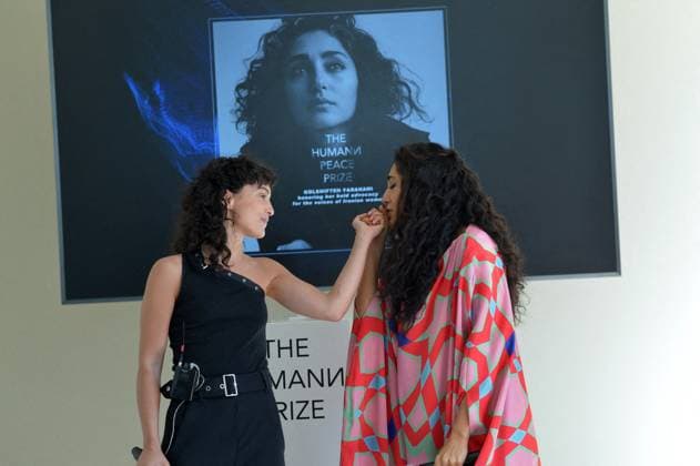 Remise du prix Human Prize dans le cadre de la semaine du cinÃ ma positif lors du 77eme Festival International du Film de Cannes Barbara Pravi, Golshifteh Farahani Remise du prix Human Prize dans le cadre de la semaine du cinÃ ma positif lors du 77eme Festival International du Film de Cannes le 23 mai 2024 Rachid Bellak Bestimage Presentation of the Human Prize as part of the positive cinema week during the 77th Cannes International Film Festival on May 23, 2024 Rachid Bellak Bestimage Cannes France  Copyright: xRACHIDxBELLAKx xBESTIMAGExRACHIDxBELLAKx xBESTIMAGEx