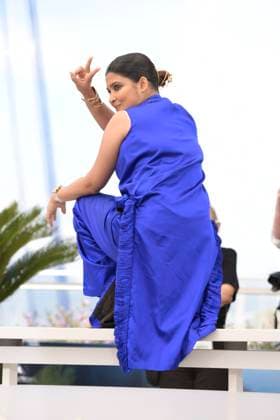 CANNES, FRANCE MAY 24 G D Divya PRABHA, actress, during the photocall of the film All we imagine as light in competition at the 77th Cannes Film Festival at the Palais des Festivals on May 24, 2024 in Cannes, France CINEMA 77eme Festival de Cannes Photocall 24 05 2024 ValentinaClaret Panoramic 
