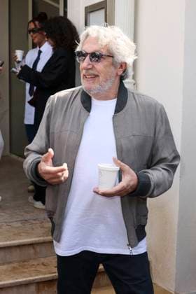 Cannes - Alain Chabat At The Martinez Alain Chabat is spotted at Hotel Martinez during 77th Film Festival of Cannes, on May 24, 2024 in Cannes, France. Photo by Marco Piovanotto ABACAPRESS.COM Cannes France  Copyright: xPiovanottoxMarco ABACAx