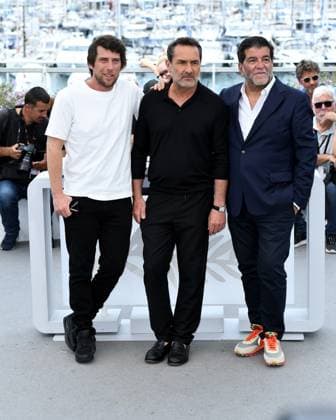 Cannes, France: Cannes, 77th Cannes Film Festival 2024 Photocall film : Ã¢â‚¬oeL Amour Ouf (Beating Hearts) In the photo: Hugo Selignac, Gilles Lellouche, Alain Attal Cannes France  - ZUMAp169 20240524_zea_p169_748 Copyright: xAlbertoxTerenghix