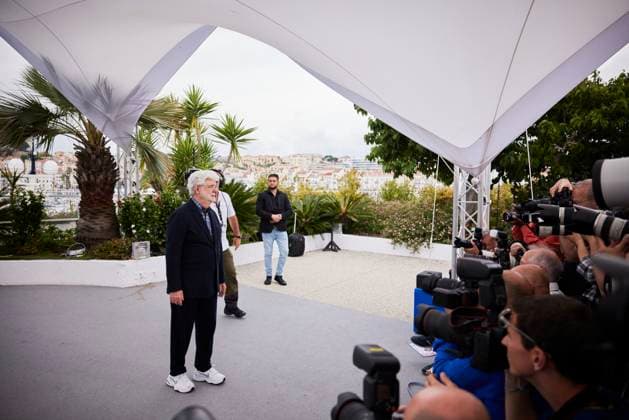 Photocall de la Palme dor dhonneur pour George Lucas lors du 77eme Festival International du Film de Cannes Photocall de la Palme dor dhonneur pour George Lucas lors du 77eme Festival International du Film de Cannes, au Palais des Festivals Ã Cannes, FRance, le 24 mai 2024 Jacovides Moreau Bestimage George Lucas attends a photocall as he is awarded the Palm D Or D Honneur at the 77th annual Cannes Film Festival at Palais des Festivals on May 24, 2024 in Cannes, France Cannes France  Copyright: xJACOVIDES-MOREAUx xBESTIMAGExJACOVIDES-MOREAUx xBESTIMAGEx