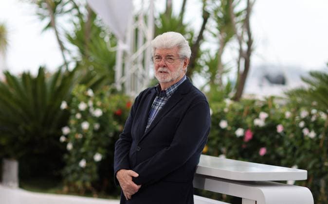 Photocall de la Palme dor dhonneur pour George Lucas lors du 77eme Festival International du Film de Cannes Photocall de la Palme dor dhonneur pour George Lucas lors du 77eme Festival International du Film de Cannes, au Palais des Festivals Ã Cannes, FRance, le 24 mai 2024 Jacovides Moreau Bestimage George Lucas attends a photocall as he is awarded the Palm D Or D Honneur at the 77th annual Cannes Film Festival at Palais des Festivals on May 24, 2024 in Cannes, France Cannes France  Copyright: xJACOVIDES-MOREAUx xBESTIMAGExJACOVIDES-MOREAUx xBESTIMAGEx