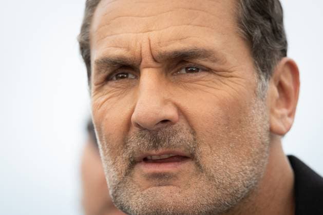 Cannes - L Amour Ouf Photocall Gilles Lellouche attend the L Amour Ouf (Beating Hearts) Photocall at the 77th annual Cannes Film Festival at Palais des Festivals on May 24, 2024 in Cannes, France. Photo by Shootpix ABACAPRESS.COM Cannes France  Copyright: xShootpix ABACAx