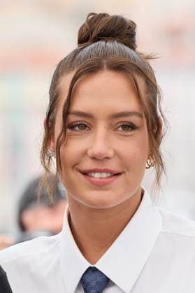 Photocall of the movie LAmour Ouf Beating Hearts CompÃ tition lors du 77eme Festival International du Film de Cannes Adele Exarchopoulos Photocall of the movie LAmour Ouf Beating Hearts CompÃ tition lors du 77eme Festival International du Film de Cannes May 14 25, 2024 , May 24, 2024 Moreau Jacovides Bestimage Photocall of the movie LAmour Ouf Beating Hearts Competition during the 77th Cannes International Film Festival May 14 25, 2024 , May 24, 2024 Cannes France  Copyright: xJACOVIDES-MOREAUx xBESTIMAGExJACOVIDES-MOREAUx xBESTIMAGEx