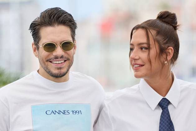 Photocall of the movie LAmour Ouf Beating Hearts CompÃ tition during the 77th Cannes International Film Festival Francois Civil et Adele Exarchopoulos Photocall of the movie LAmour Ouf Beating Hearts CompÃ tition during the 77th Cannes International Film Festival May 14 25, 2024 , May 24, 2024 Moreau Jacovides Bestimage Photocall of the movie LAmour Ouf Beating Hearts Competition during the 77th Cannes International Film Festival May 14 25, 2024 , May 24, 2024 Cannes France  Copyright: xJACOVIDES-MOREAUx xBESTIMAGExJACOVIDES-MOREAUx xBESTIMAGEx