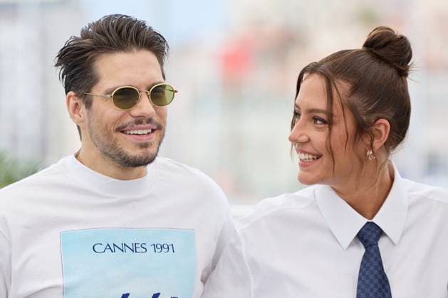 Photocall of the movie LAmour Ouf Beating Hearts CompÃ tition during the 77th Cannes International Film Festival Francois Civil et Adele Exarchopoulos Photocall of the movie LAmour Ouf Beating Hearts CompÃ tition during the 77th Cannes International Film Festival May 14 25, 2024 , May 24, 2024 Moreau Jacovides Bestimage Photocall of the movie LAmour Ouf Beating Hearts Competition during the 77th Cannes International Film Festival May 14 25, 2024 , May 24, 2024 Cannes France  Copyright: xJACOVIDES-MOREAUx xBESTIMAGExJACOVIDES-MOREAUx xBESTIMAGEx