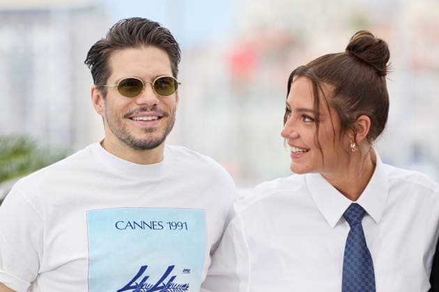 Photocall of the movie LAmour Ouf Beating Hearts CompÃ tition during the 77th Cannes International Film Festival Francois Civil et Adele Exarchopoulos Photocall of the movie LAmour Ouf Beating Hearts CompÃ tition during the 77th Cannes International Film Festival May 14 25, 2024 , May 24, 2024 Moreau Jacovides Bestimage Photocall of the movie LAmour Ouf Beating Hearts Competition during the 77th Cannes International Film Festival May 14 25, 2024 , May 24, 2024 Cannes France  Copyright: xJACOVIDES-MOREAUx xBESTIMAGExJACOVIDES-MOREAUx xBESTIMAGEx