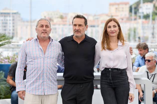 Photocall of the movie LAmour Ouf Beating Hearts CompÃ tition lors du 77eme Festival International du Film de Cannes Photocall of the movie LAmour Ouf Beating Hearts CompÃ tition lors du 77eme Festival International du Film de Cannes May 14 25, 2024 , May 24, 2024 Moreau Jacovides Bestimage Photocall of the movie LAmour Ouf Beating Hearts Competition during the 77th Cannes International Film Festival May 14 25, 2024 , May 24, 2024 Cannes France  Copyright: xJACOVIDES-MOREAUx xBESTIMAGExJACOVIDES-MOREAUx xBESTIMAGEx