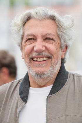 Photocall of the movie LAmour Ouf Beating Hearts CompÃ tition lors du 77eme Festival International du Film de Cannes Alain Chabat Photocall of the movie LAmour Ouf Beating Hearts CompÃ tition lors du 77eme Festival International du Film de Cannes May 14 25, 2024 , May 24, 2024 Moreau Jacovides Bestimage Photocall of the movie LAmour Ouf Beating Hearts Competition during the 77th Cannes International Film Festival May 14 25, 2024 , May 24, 2024 Cannes France  Copyright: xJACOVIDES-MOREAUx xBESTIMAGExJACOVIDES-MOREAUx xBESTIMAGEx