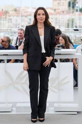 Photocall of the movie LAmour Ouf Beating Hearts CompÃ tition lors du 77eme Festival International du Film de Cannes Elodie Bouchez Photocall of the movie LAmour Ouf Beating Hearts CompÃ tition lors du 77eme Festival International du Film de Cannes May 14 25, 2024 , May 24, 2024 Moreau Jacovides Bestimage Photocall of the movie LAmour Ouf Beating Hearts Competition during the 77th Cannes International Film Festival May 14 25, 2024 , May 24, 2024 Cannes France  Copyright: xJACOVIDES-MOREAUx xBESTIMAGExJACOVIDES-MOREAUx xBESTIMAGEx