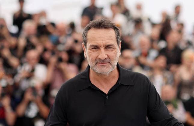 Photocall of the movie LAmour Ouf Beating Hearts CompÃ tition during the 77th Cannes International Film Festival Le rÃ alisateur Gilles Lellouche Photocall of the movie LAmour Ouf Beating Hearts CompÃ tition during the 77th Cannes International Film Festival May 14 25, 2024 , le 24 mai 2024 Jacovides Moreau Bestimage Photocall of the movie LAmour Ouf Beating Hearts Competition during the 77th Cannes International Film Festival May 14 25, 2024 , May 24, 2024 Cannes France  Copyright: xJACOVIDES-MOREAUx xBESTIMAGExJACOVIDES-MOREAUx xBESTIMAGEx