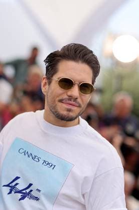Photocall of the movie LAmour Ouf Beating Hearts CompÃ tition lors du 77eme Festival International du Film de Cannes Francois Civil Photocall of the movie LAmour Ouf Beating Hearts CompÃ tition lors du 77eme Festival International du Film de Cannes May 14 25, 2024 , May 24, 2024 Jacovides Moreau Bestimage Photocall of the movie LAmour Ouf Beating Hearts Competition during the 77th Cannes International Film Festival May 14 25, 2024 , May 24, 2024 Cannes France  Copyright: xJACOVIDES-MOREAUx xBESTIMAGExJACOVIDES-MOREAUx xBESTIMAGEx