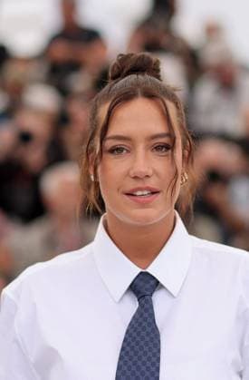 Photocall of the movie LAmour Ouf Beating Hearts CompÃ tition lors du 77eme Festival International du Film de Cannes Adele Exarchopoulos Photocall of the movie LAmour Ouf Beating Hearts CompÃ tition lors du 77eme Festival International du Film de Cannes May 14 25, 2024 , May 24, 2024 Jacovides Moreau Bestimage Photocall of the movie LAmour Ouf Beating Hearts Competition during the 77th Cannes International Film Festival May 14 25, 2024 , May 24, 2024 Cannes France  Copyright: xJACOVIDES-MOREAUx xBESTIMAGExJACOVIDES-MOREAUx xBESTIMAGEx