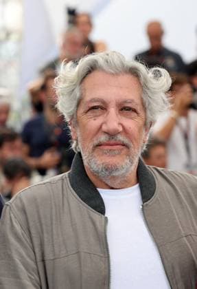 Photocall of the movie LAmour Ouf Beating Hearts CompÃ tition lors du 77eme Festival International du Film de Cannes Alain Chabat Photocall of the movie LAmour Ouf Beating Hearts CompÃ tition lors du 77eme Festival International du Film de Cannes May 14 25, 2024 , May 24, 2024 Jacovides Moreau Bestimage Photocall of the movie LAmour Ouf Beating Hearts Competition during the 77th Cannes International Film Festival May 14 25, 2024 , May 24, 2024 Cannes France  Copyright: xJACOVIDES-MOREAUx xBESTIMAGExJACOVIDES-MOREAUx xBESTIMAGEx