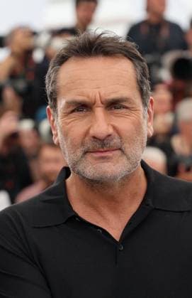 Photocall of the movie LAmour Ouf Beating Hearts CompÃ tition during the 77th Cannes International Film Festival Le rÃ alisateur Gilles Lellouche Photocall of the movie LAmour Ouf Beating Hearts CompÃ tition during the 77th Cannes International Film Festival May 14 25, 2024 , le 24 mai 2024 Jacovides Moreau Bestimage Photocall of the movie LAmour Ouf Beating Hearts Competition during the 77th Cannes International Film Festival May 14 25, 2024 , May 24, 2024 Cannes France  Copyright: xJACOVIDES-MOREAUx xBESTIMAGExJACOVIDES-MOREAUx xBESTIMAGEx