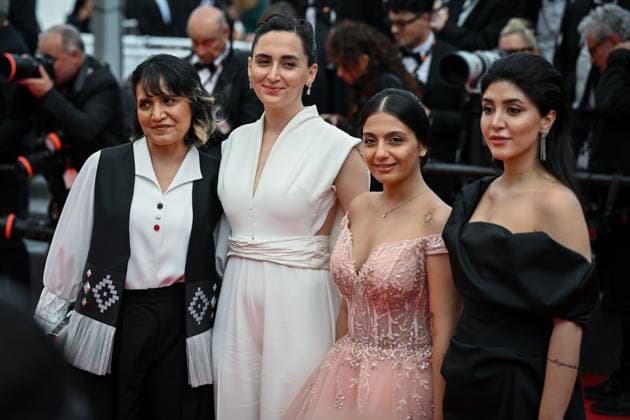 77eme Festival International du Film de Cannes Marche du film The Seed of the Sacred Fig Festival de Cannes 2024 77e Ã dition Descente The Seed Of The Sacred Fig Mahsa Rostami, Soheila Golestani 305499 2024 05 24 Cannes France  Copyright: xLionelxGuericolas MPPx STAR_305499_011