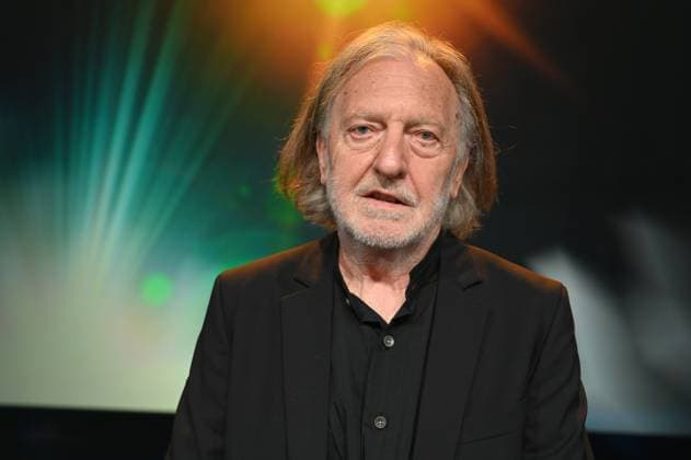 Swiss cameraman Rainer Klausmann, winner of this years honorary prize at the 34 German Camera Award ceremony