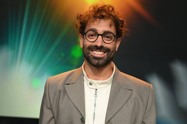 Cinematographer Christopher Aoun, winner of Best Cinematography Fiction Screen for the film series ZEIT Verbrechen - Deine Brüder at the 34 German Cinematography Award ceremony