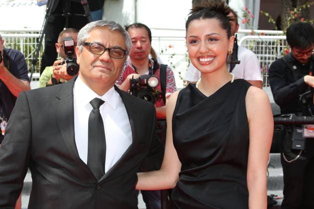 77eme Festival International du Film de Cannes Marches du film The Seed of the Sacred Fig 77th Cannes Film Festival Red carpet of the film The seed of the sacred fig Mohammad Rasoulof and his daughter 305499 2024 05 24 Cannes France  Copyright: xIsabellexVautierx xStarfacex STAR_305499_027