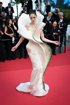 77eme Festival International du Film de Cannes Montee des marches du film La plus precieuse des marchandises Festival de Cannes 2024 77e Ã dition montee La plus precieuse des marchandises Coco Rocha 305502 2024 05 24  Copyright: xLionelxGuericolas MPPx STAR_305502_030