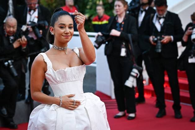 77eme Festival International du Film de Cannes Montee des marches du film La plus precieuse des marchandises Festival de Cannes 2024 77e Ã dition montee La plus precieuse des marchandises LÃ na Mahfouf 305502 2024 05 24  Copyright: xLionelxGuericolas MPPx STAR_305502_052