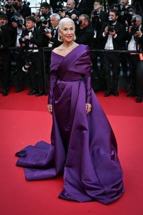77eme Festival International du Film de Cannes Montee des marches du film La plus precieuse des marchandises Festival de Cannes 2024 77e Ã dition montee La plus precieuse des marchandises Helen Mirren 305502 2024 05 24  Copyright: xLionelxGuericolas MPPx STAR_305502_059