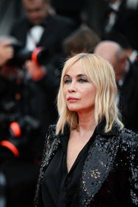 77eme Festival International du Film de Cannes Montee des marches du film La plus precieuse des marchandises Festival de Cannes 2024 77e Ã dition montee La plus precieuse des marchandises Emmanuelle Beart 305502 2024 05 24  Copyright: xLionelxGuericolas MPPx STAR_305502_084