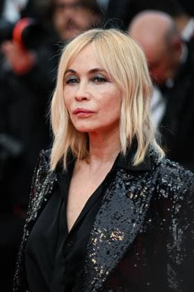 77eme Festival International du Film de Cannes Montee des marches du film La plus precieuse des marchandises Festival de Cannes 2024 77e Ã dition montee La plus precieuse des marchandises Emmanuelle Beart 305502 2024 05 24  Copyright: xLionelxGuericolas MPPx STAR_305502_085