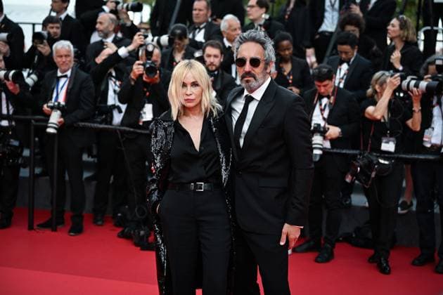 77eme Festival International du Film de Cannes Montee des marches du film La plus precieuse des marchandises Festival de Cannes 2024 77e Ã dition montee La plus precieuse des marchandises Emmanuelle Beart 305502 2024 05 24  Copyright: xLionelxGuericolas MPPx STAR_305502_092