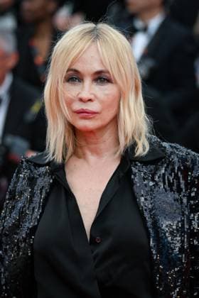 77eme Festival International du Film de Cannes Montee des marches du film La plus precieuse des marchandises Festival de Cannes 2024 77e Ã dition montee La plus precieuse des marchandises Emmanuelle Beart 305502 2024 05 24  Copyright: xLionelxGuericolas MPPx STAR_305502_097