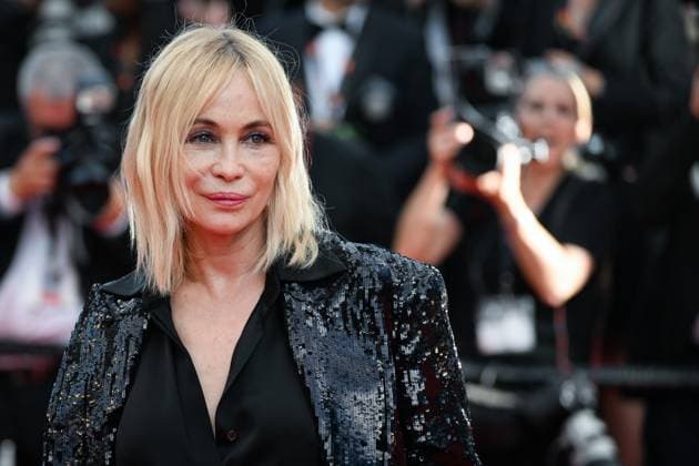 77eme Festival International du Film de Cannes Montee des marches du film La plus precieuse des marchandises Festival de Cannes 2024 77e Ã dition montee La plus precieuse des marchandises Emmanuelle Beart 305502 2024 05 24  Copyright: xLionelxGuericolas MPPx STAR_305502_099