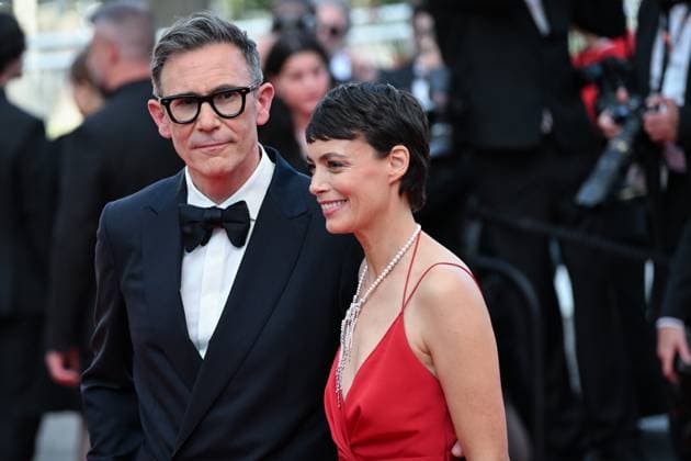 77eme Festival International du Film de Cannes Montee des marches du film La plus precieuse des marchandises Festival de Cannes 2024 77e Ã dition montee La plus precieuse des marchandises Michel Hazavanicius, Berenice Bejo 305502 2024 05 24  Copyright: xLionelxGuericolas MPPx STAR_305502_152