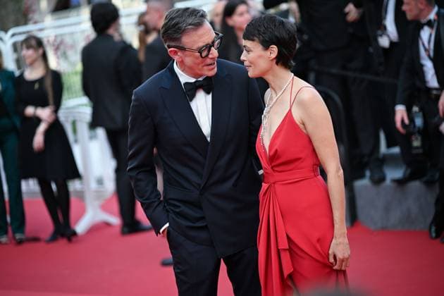 77eme Festival International du Film de Cannes Montee des marches du film La plus precieuse des marchandises Festival de Cannes 2024 77e Ã dition montee La plus precieuse des marchandises Michel Hazavanicius, Berenice Bejo 305502 2024 05 24  Copyright: xLionelxGuericolas MPPx STAR_305502_154