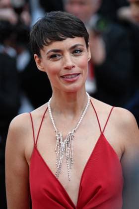77eme Festival International du Film de Cannes Montee des marches du film La plus precieuse des marchandises Festival de Cannes 2024 77e Ã dition montee La plus precieuse des marchandises Berenice Bejo 305502 2024 05 24  Copyright: xLionelxGuericolas MPPx STAR_305502_159
