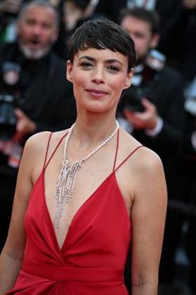 77eme Festival International du Film de Cannes Montee des marches du film La plus precieuse des marchandises Festival de Cannes 2024 77e Ã dition montee La plus precieuse des marchandises Berenice Bejo 305502 2024 05 24  Copyright: xLionelxGuericolas MPPx STAR_305502_162
