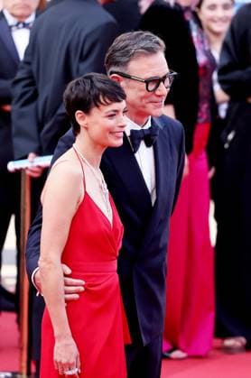 J MontÃ e des marches du film Â La plus prÃ cieuse des marchandises Â lors du 77eme Festival International du Film de Cannes Berenice Bejo et son mari Michel Hazanavicius MontÃ e des marches du film Â La plus prÃ cieuse des marchandises Â lors du 77eme Festival International du Film de Cannes, au Palais des Festivals Ã Cannes On may 24th 2024 Jacovides Moreau Bestimage Red carpet of the movie Â The most precious of cargoes Â during the 77th Cannes International Film Festival at the Palais des Festivals in Cannes, France On may 24th 2024 Cannes France  Copyright: xJACOVIDES-MOREAUx xBESTIMAGExJACOVIDES-MOREAUx xBESTIMAGEx